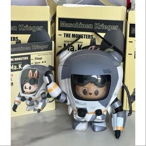 The Monsters Kow YokoYama Fliege Storm